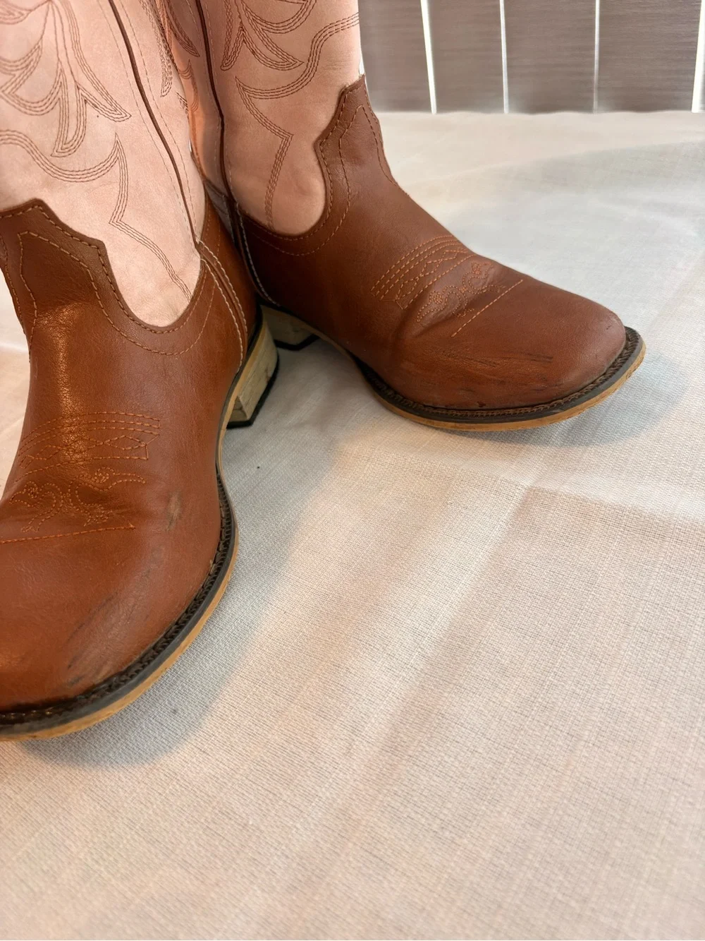 Rollda Kids Western Cowboy Boots Size 5 Brown & Pink Embroidered